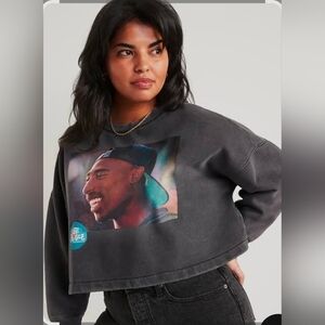 2 Pac Cropped Sweatshirt